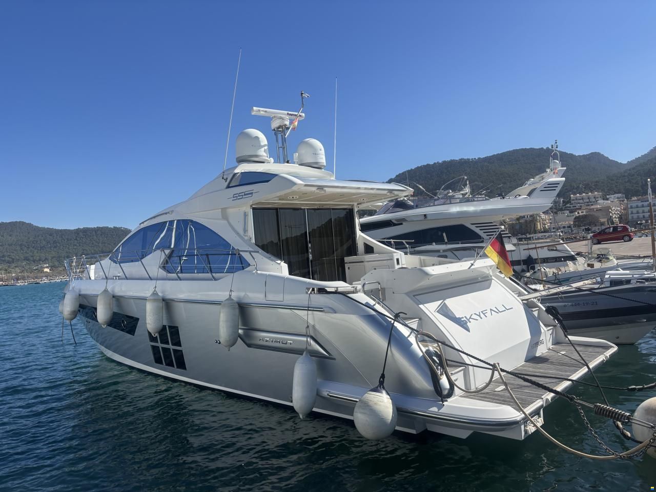 Azimut 55s