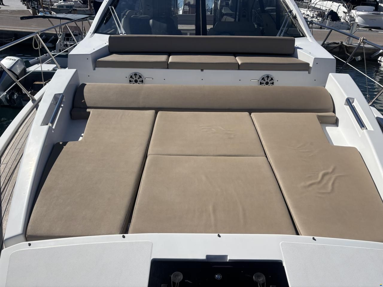 Azimut 55s