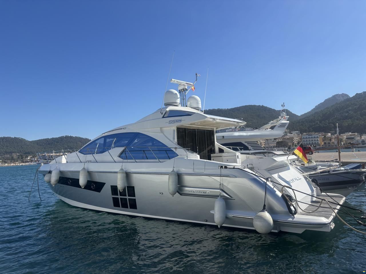 Azimut 55s