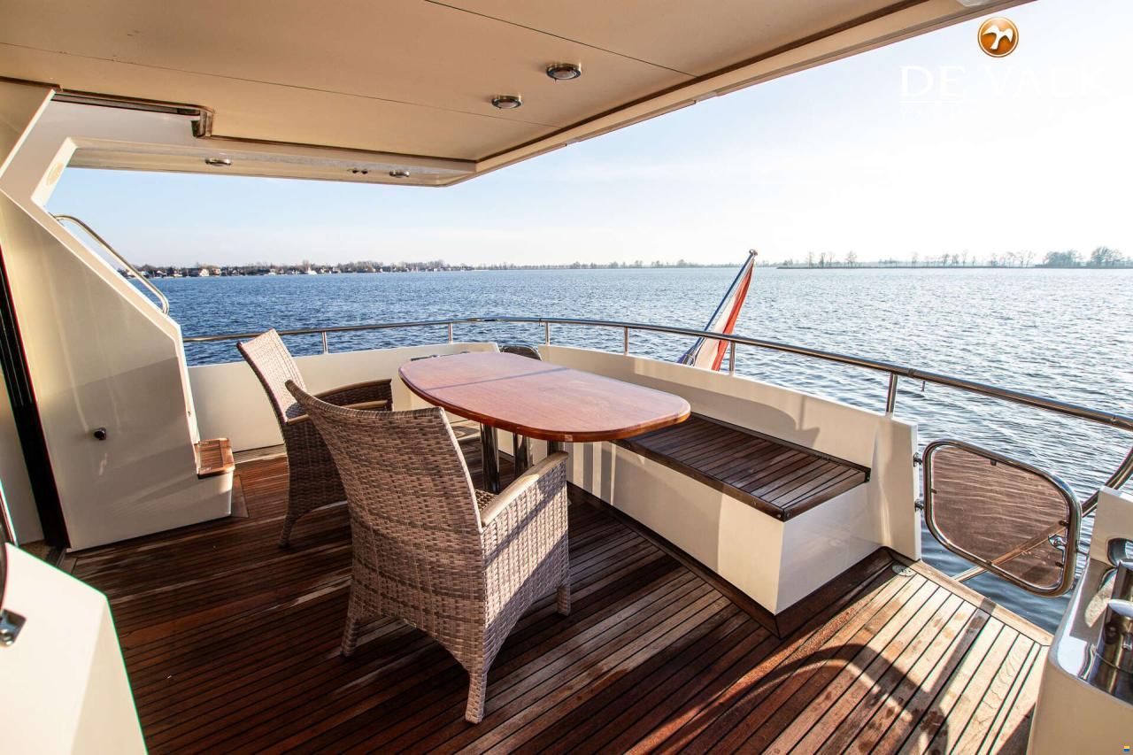 Valk Vitesse 59