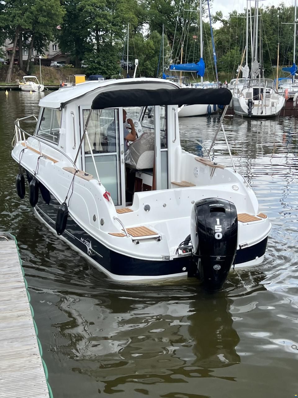 Mazury 700 CC