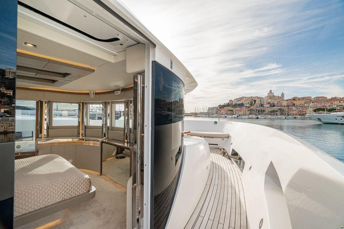 DL Yachts Dreamline 26