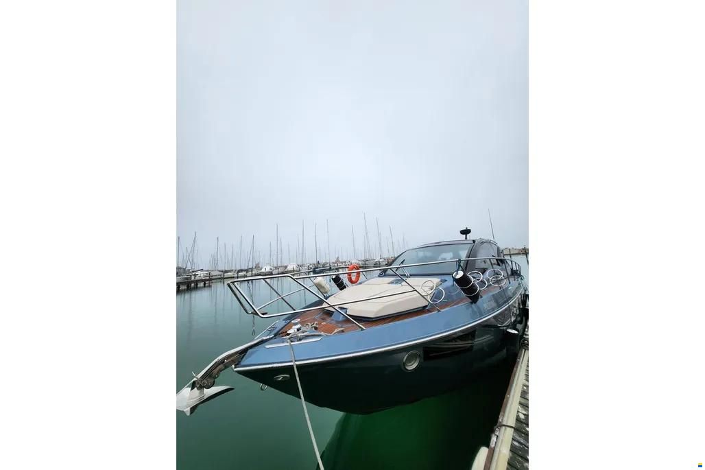Cranchi M 44 HT