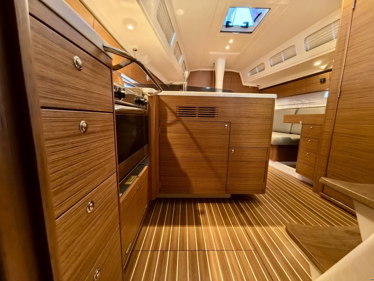 X-Yachts Xp38