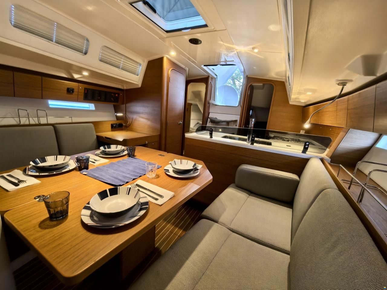 X-Yachts Xp38