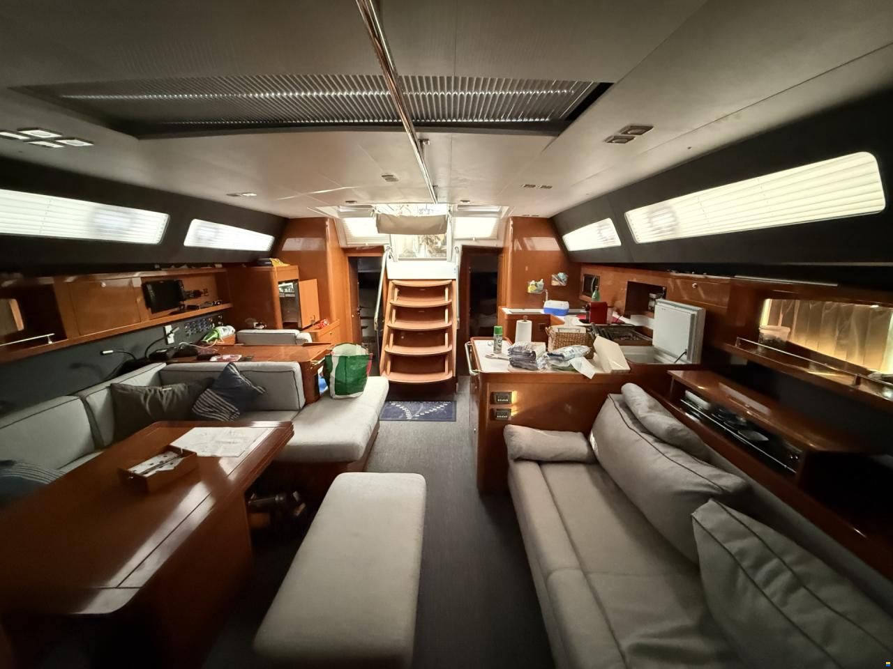 Beneteau Oceanis 60