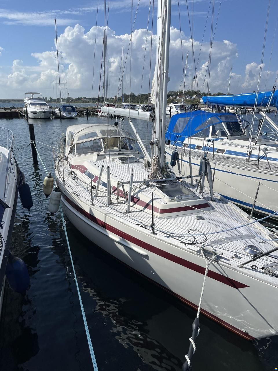 Aphrodite 33