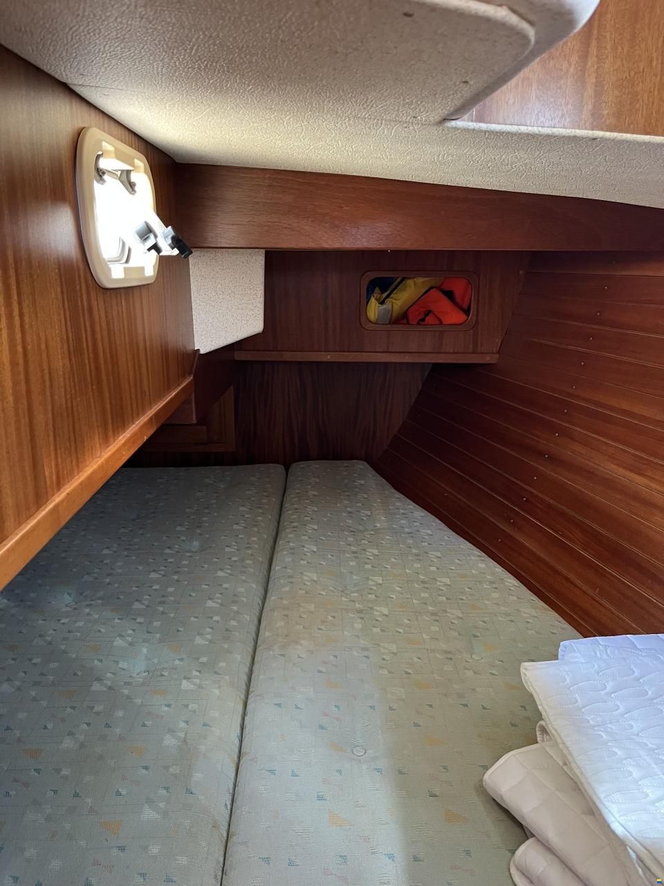 Aphrodite 33