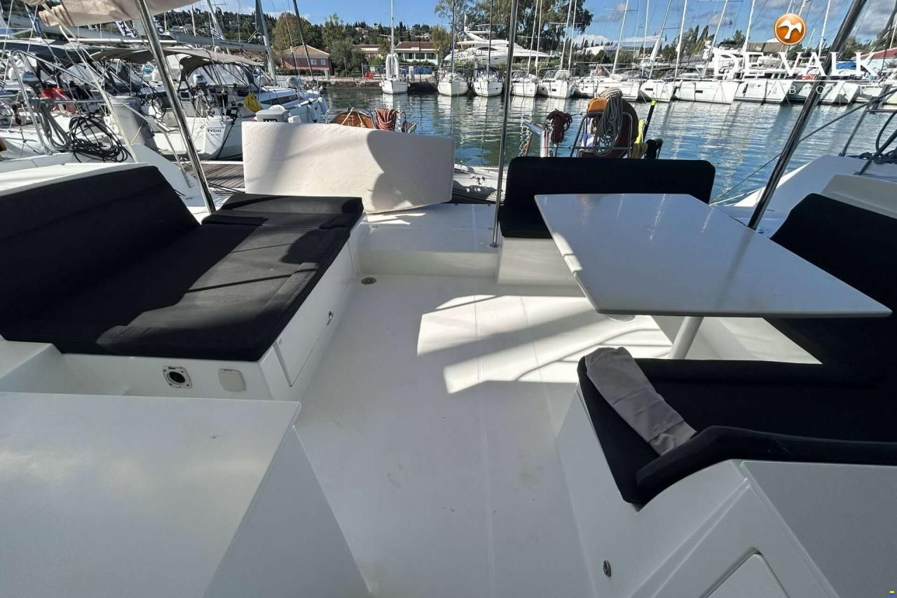 Lagoon 450