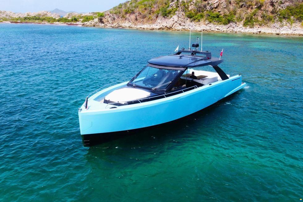 Alia Yachts Custom 164