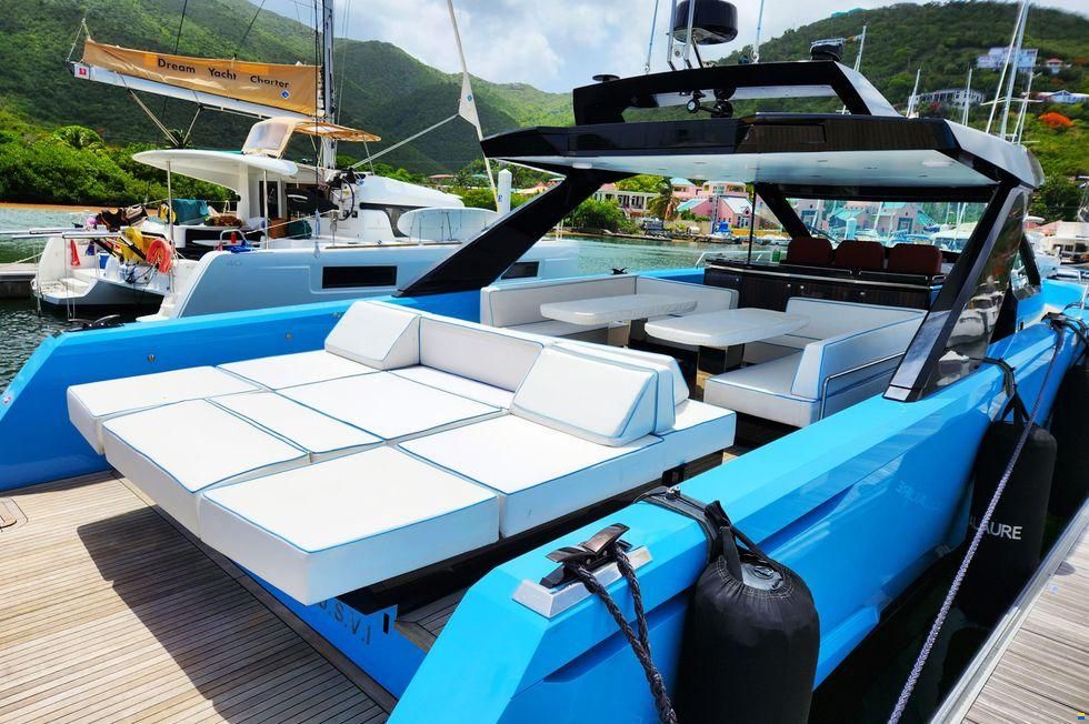 Alia Yachts Custom 164