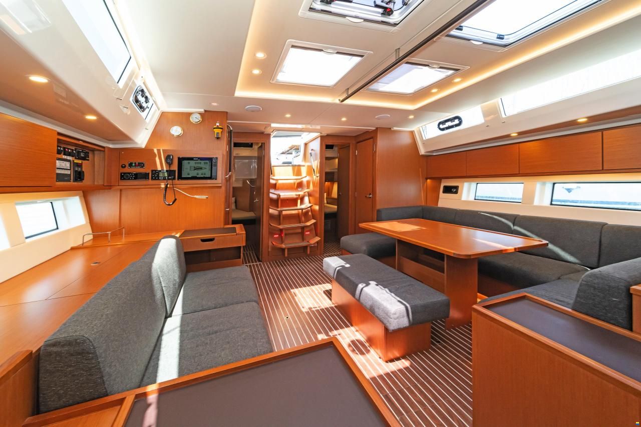 Bavaria C57 Style
