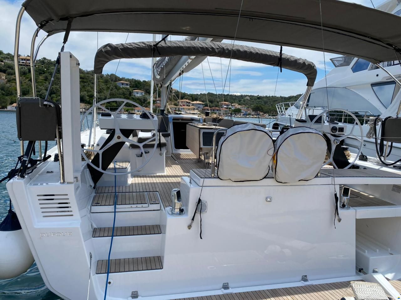 Dufour 530