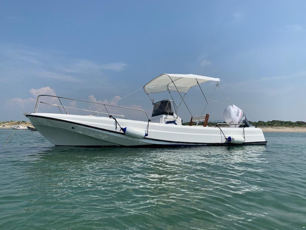 Boston Whaler 21 Outrage