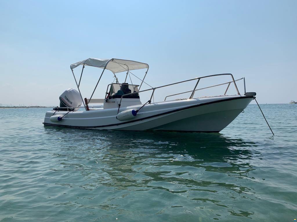 Boston Whaler 21 Outrage
