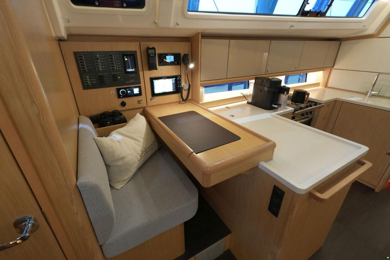 Bavaria C46