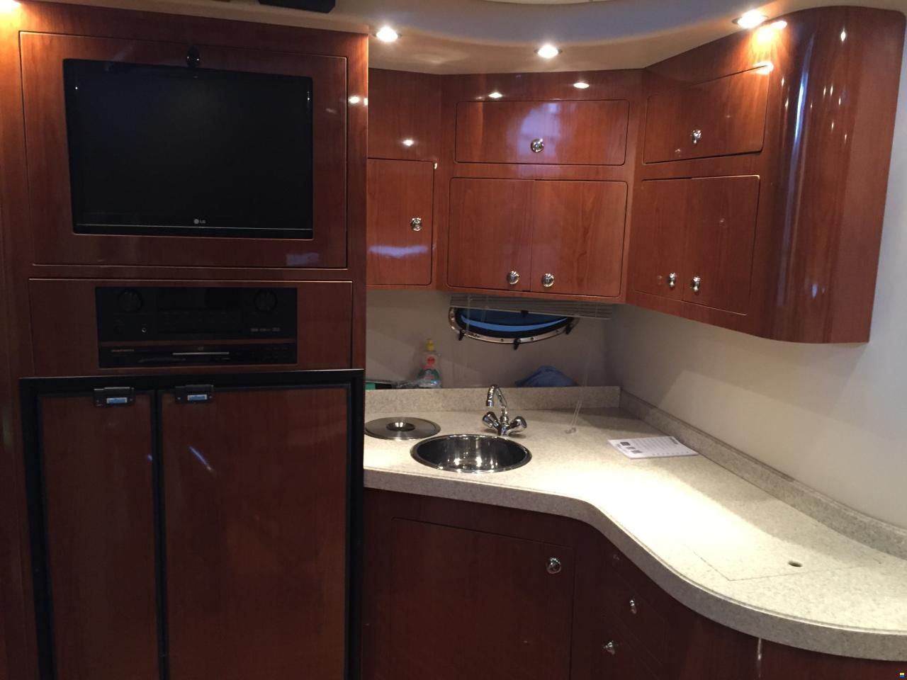 Regal 4060 Commodore Hensa Edition