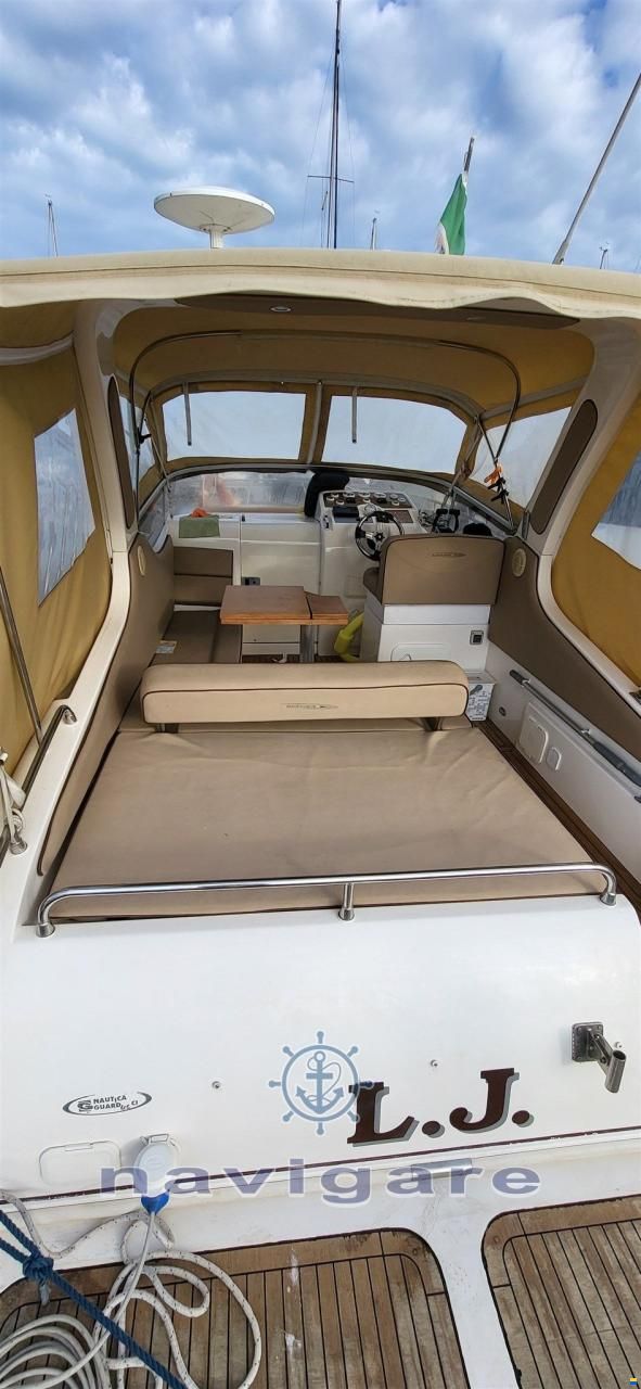 Man&ograve; 24,50 Cabin