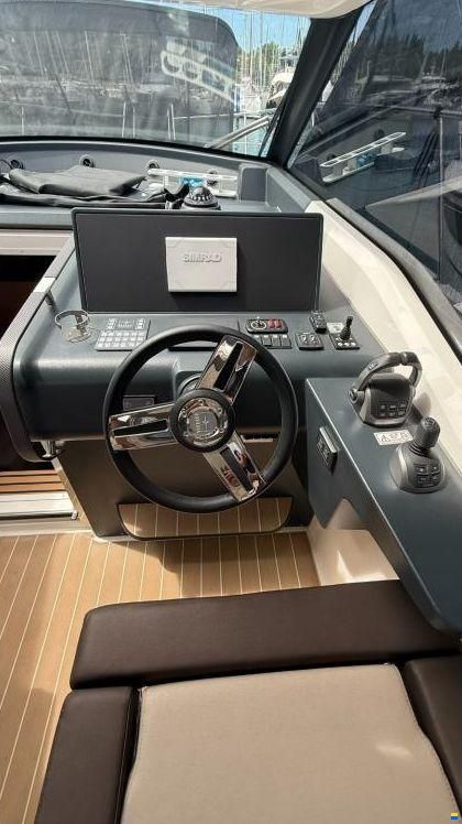 Bavaria SR36HT