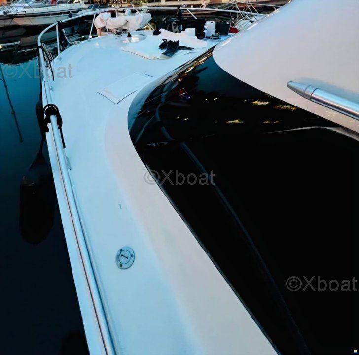 Luhrs 36 CONVERTIBLE