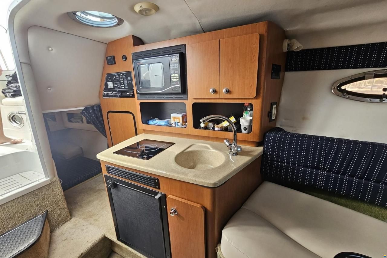Crownline 270 CR
