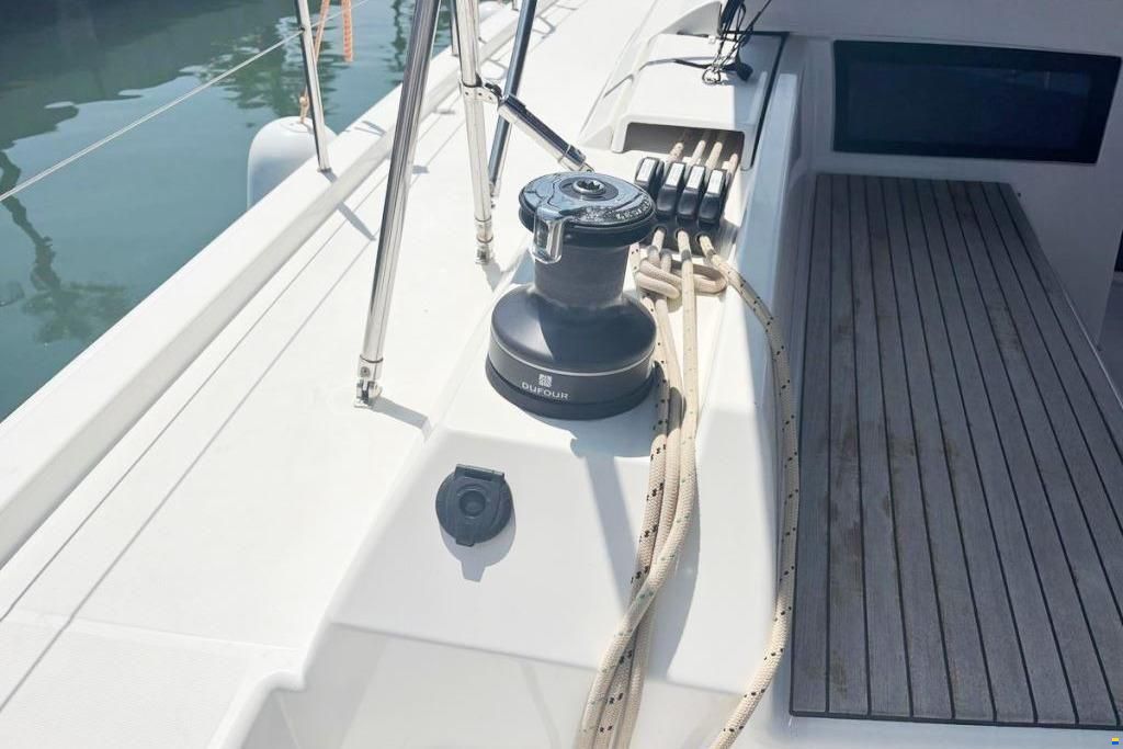 Dufour 470