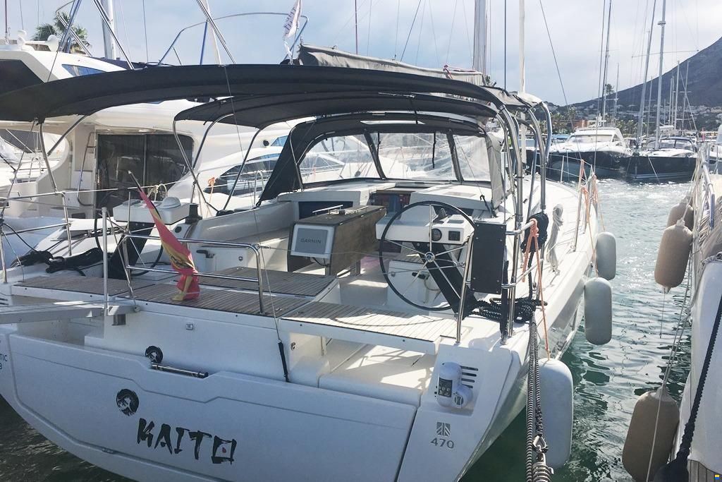 Dufour 470