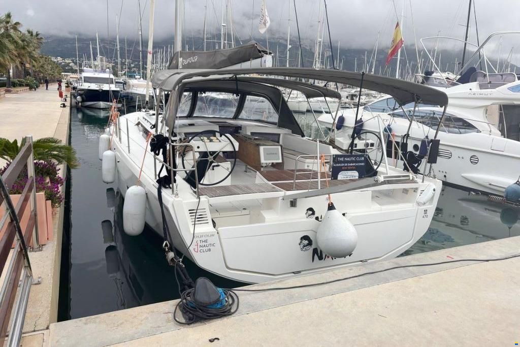 Dufour 470