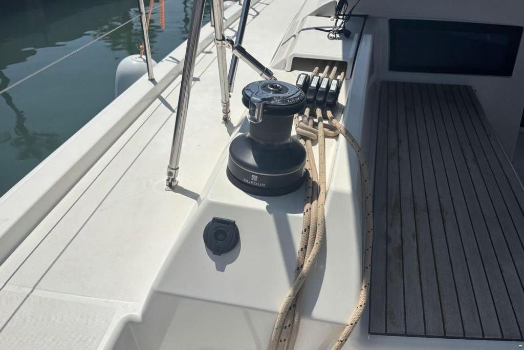 Dufour 470