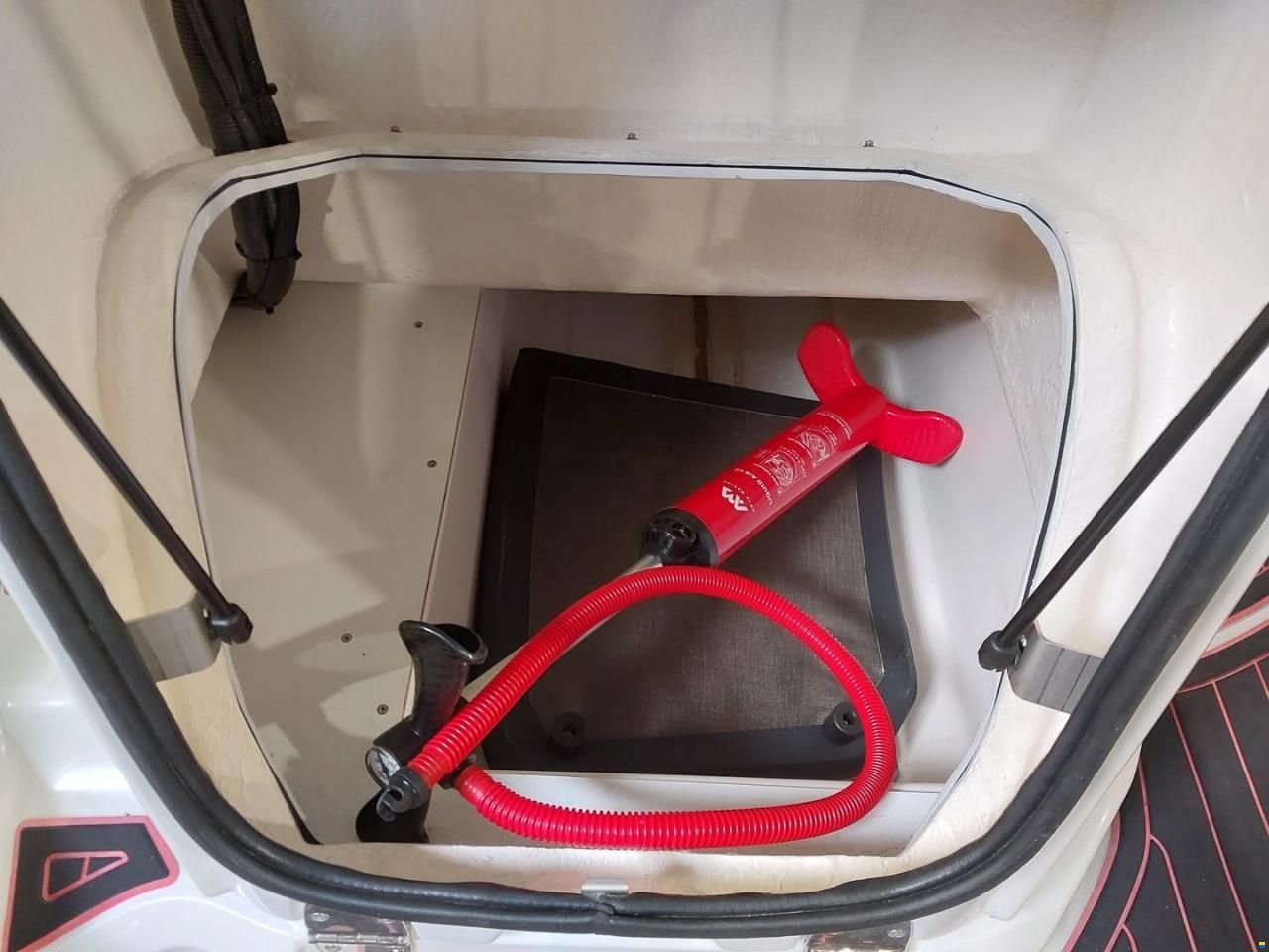 Zodiac Open 6.5 Neo RIB