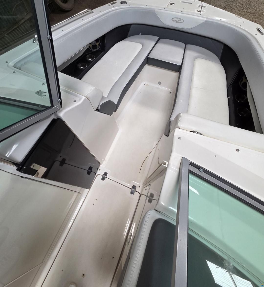 Regal 24 Fasdeck