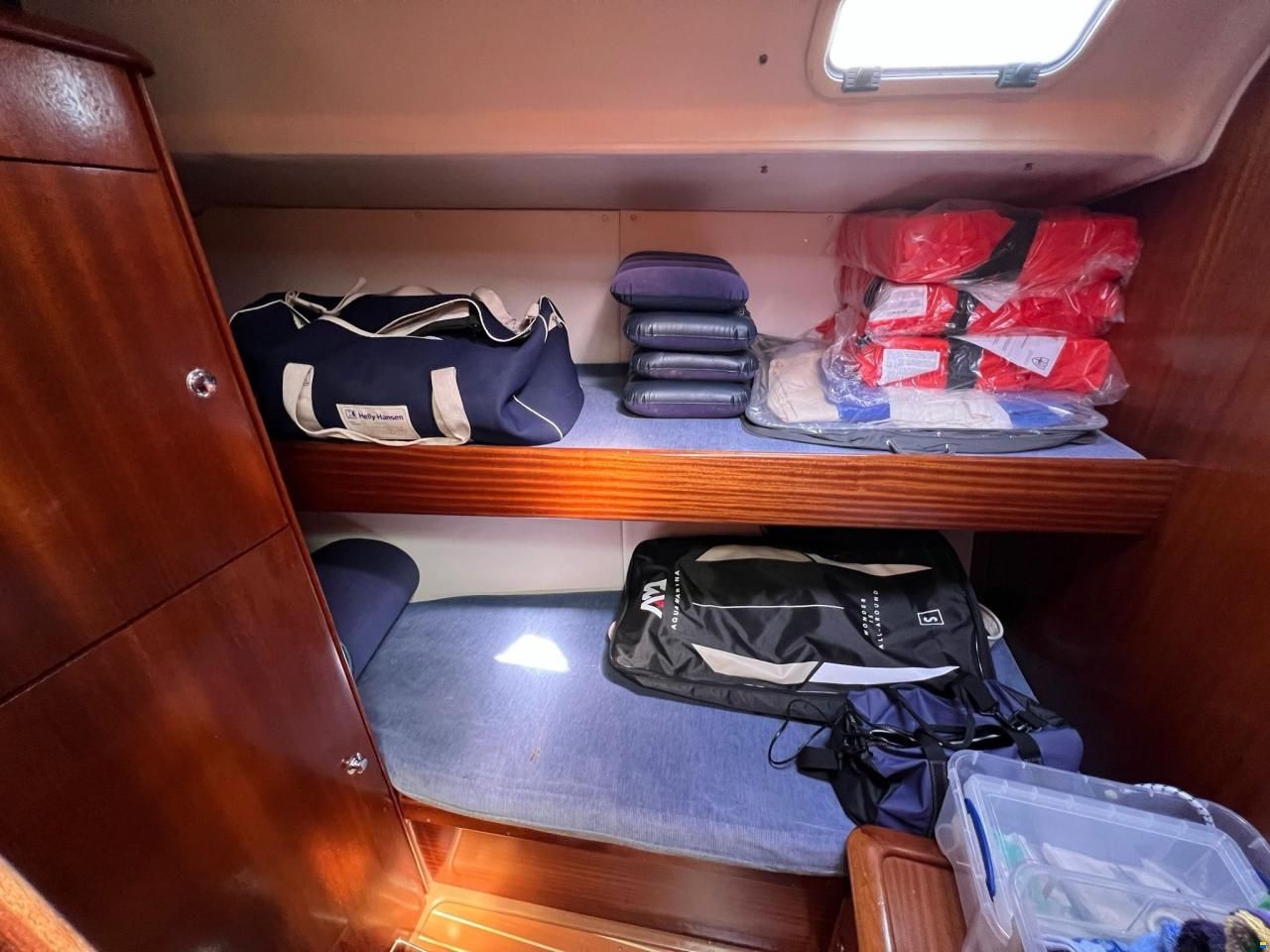 Bavaria 44