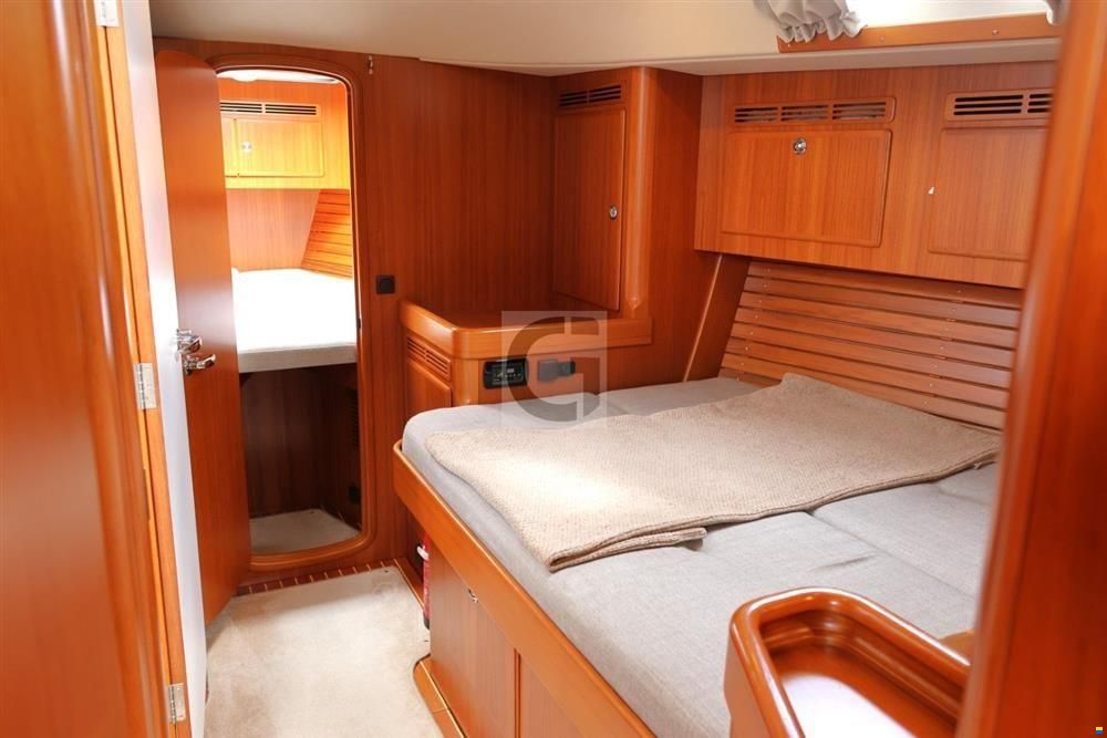 Hallberg-Rassy 54
