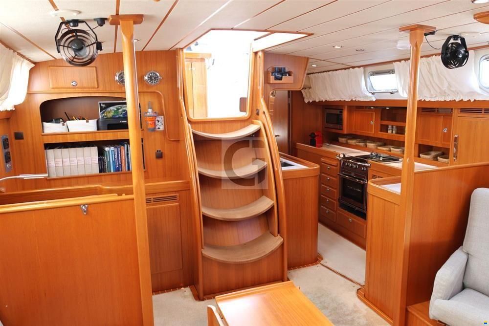 Hallberg-Rassy 54