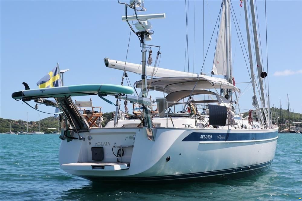 Hallberg-Rassy 54