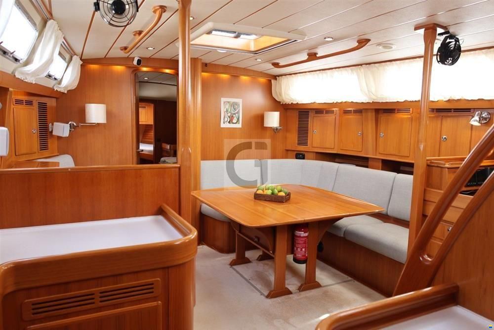 Hallberg-Rassy 54