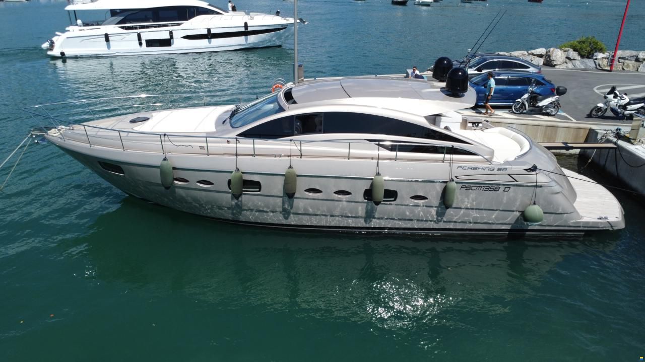 Pershing 58