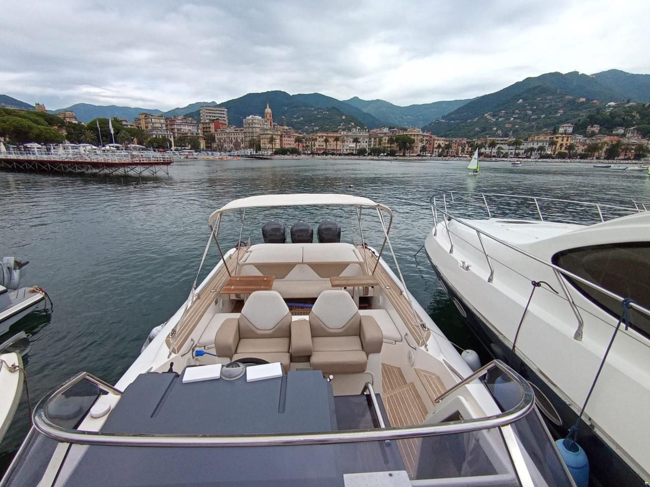 Capelli Tempest 44