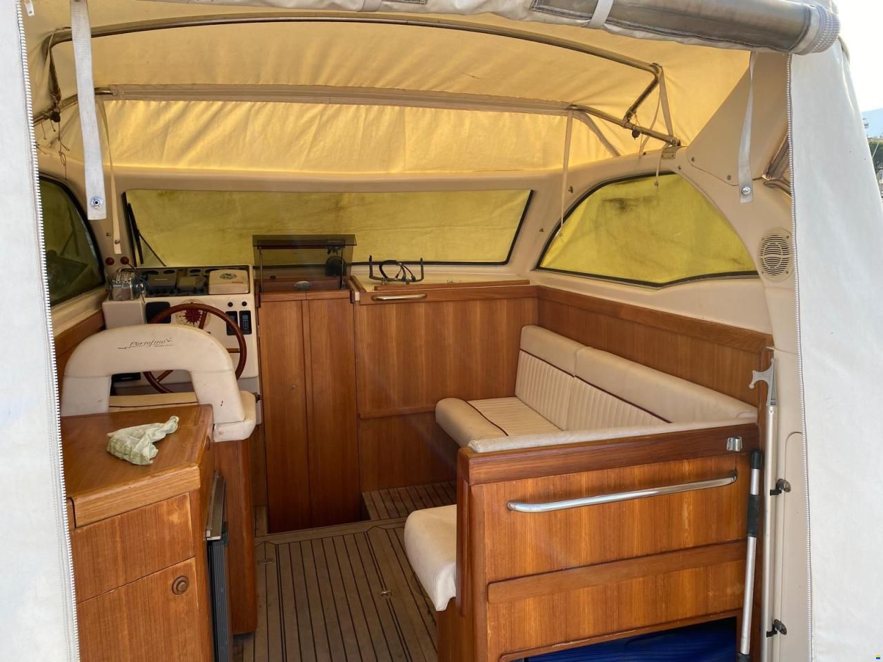 Portofino Marine 750 Spider