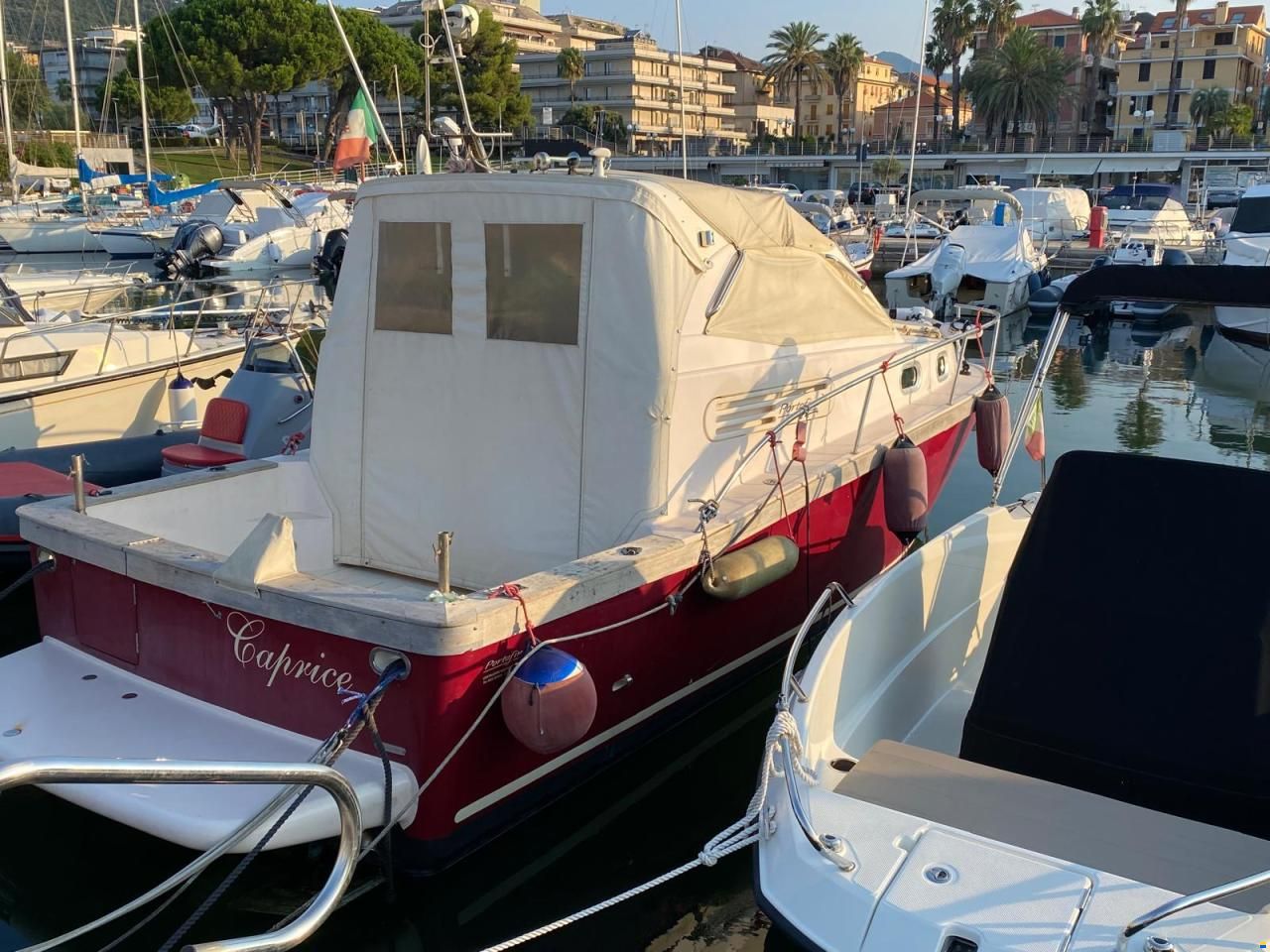 Portofino Marine 750 Spider