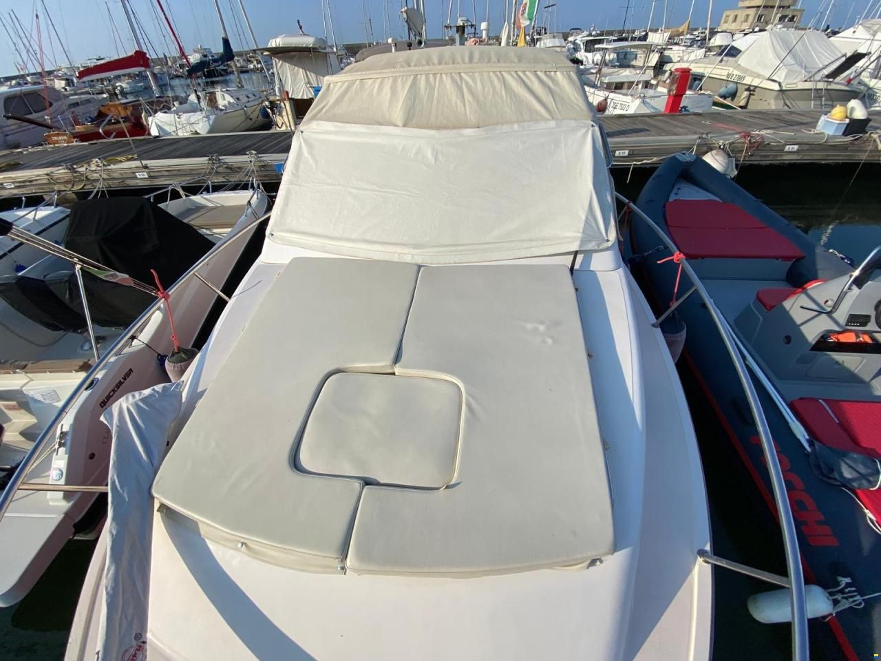 Portofino Marine 750 Spider