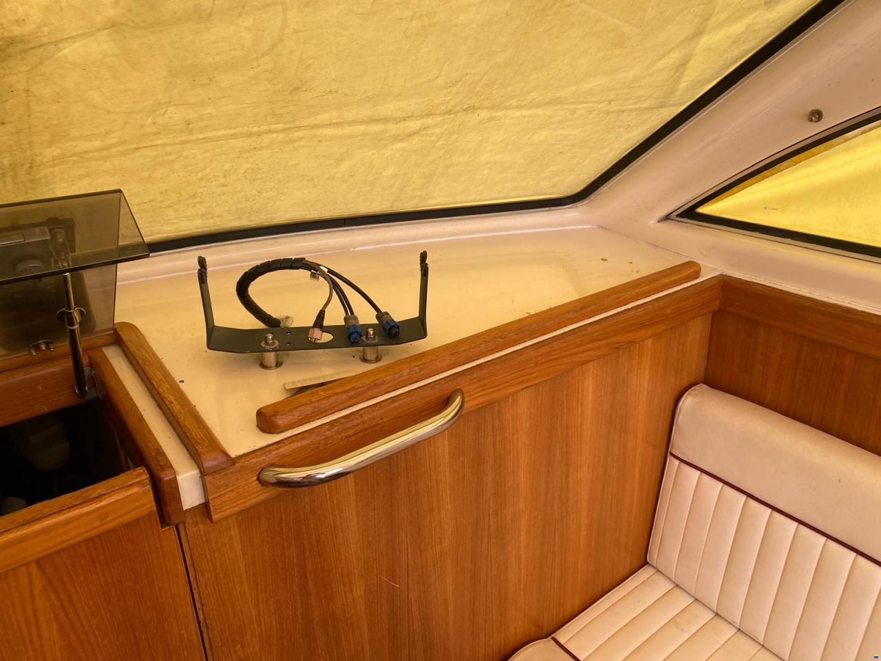 Portofino Marine 750 Spider