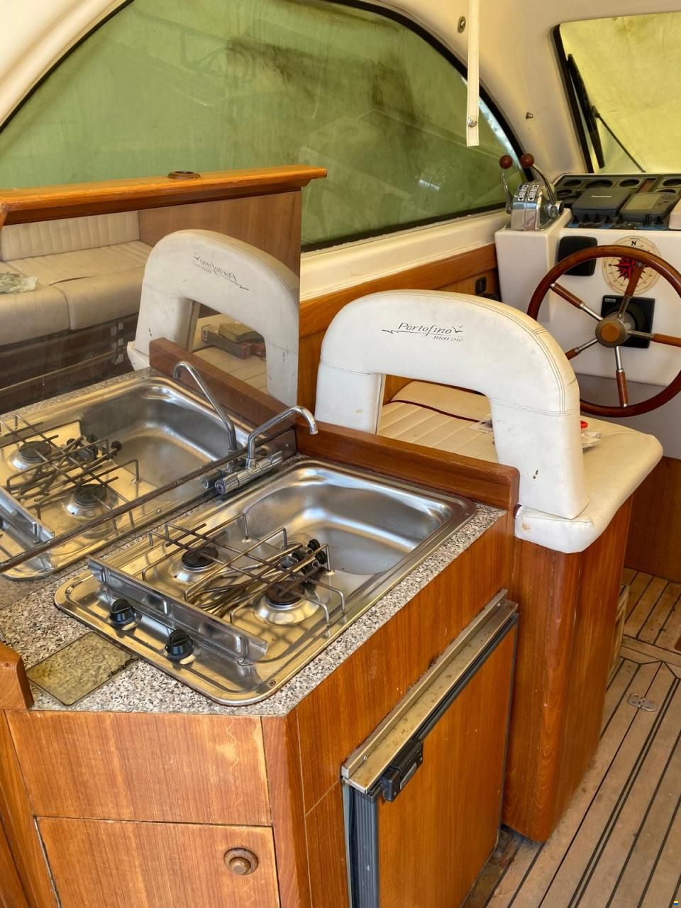 Portofino Marine 750 Spider