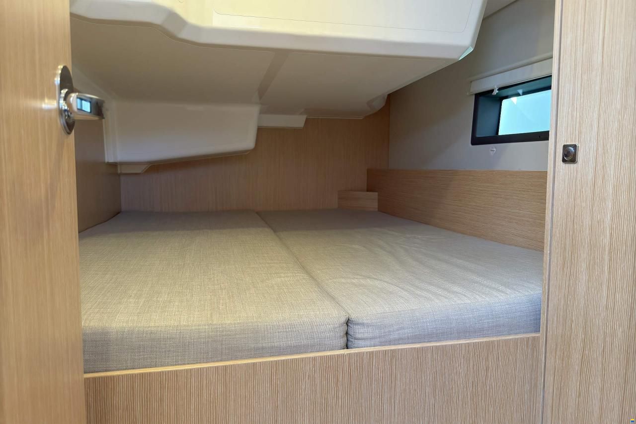 Bavaria C38