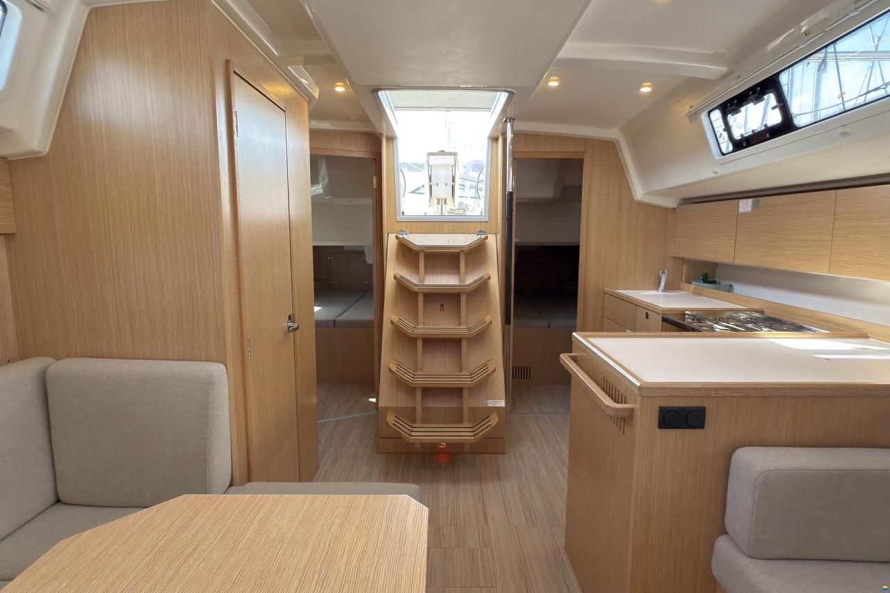 Bavaria C38