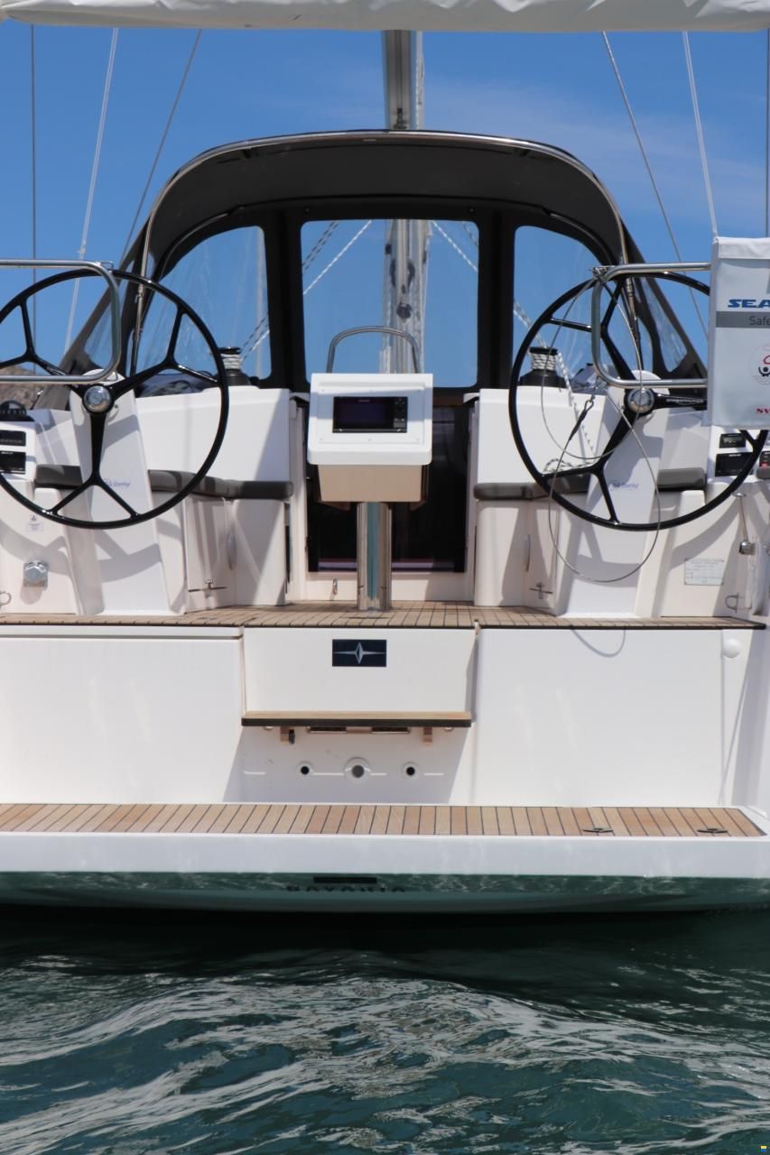 Bavaria C38
