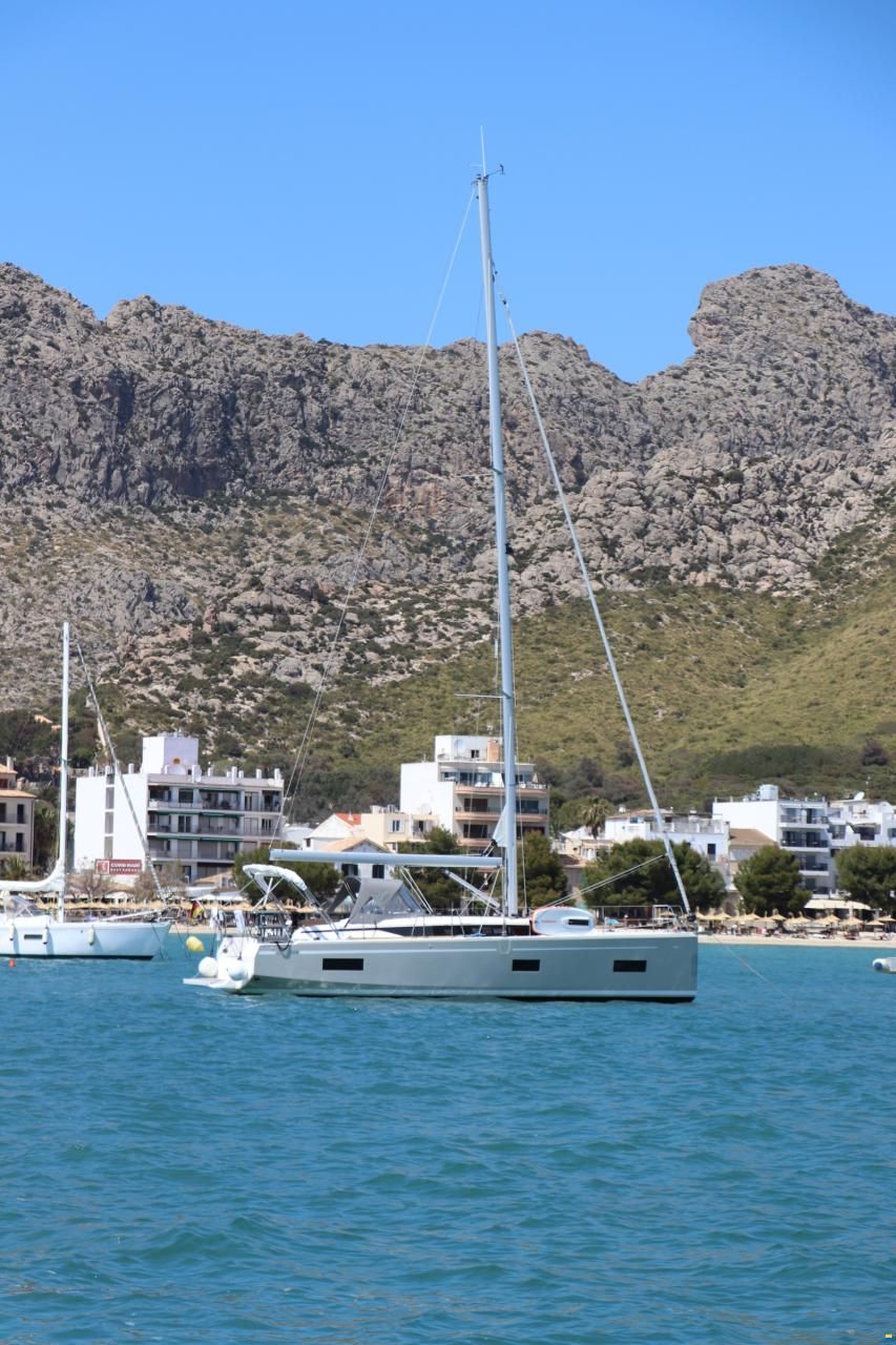 Bavaria C38