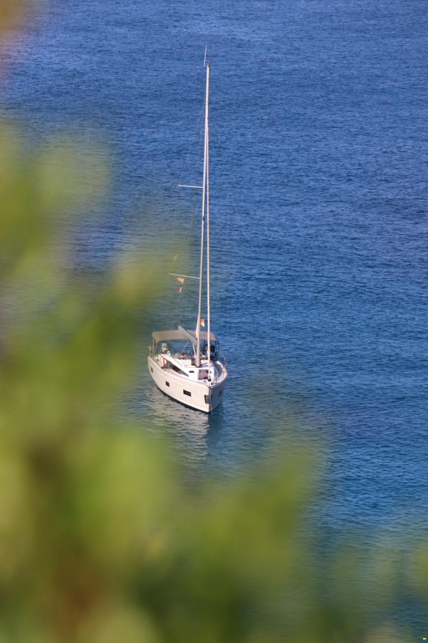 Bavaria C38