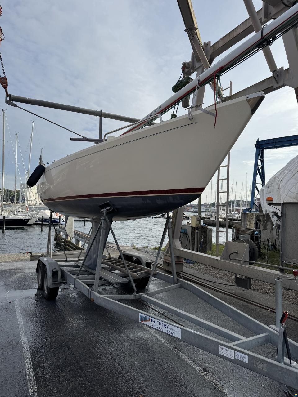 OL Boats International 806