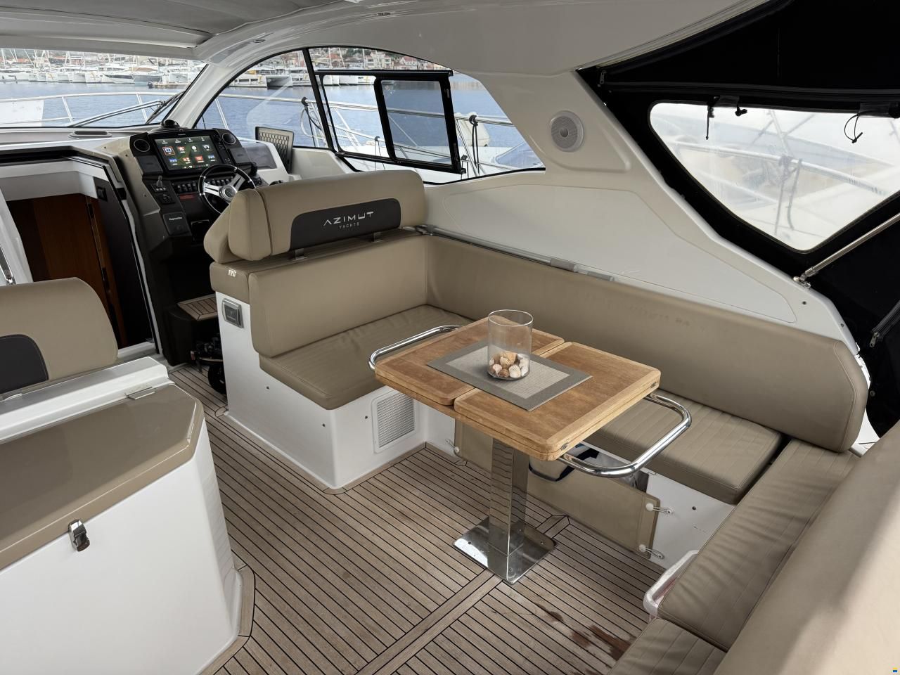 Azimut Atlantis 43